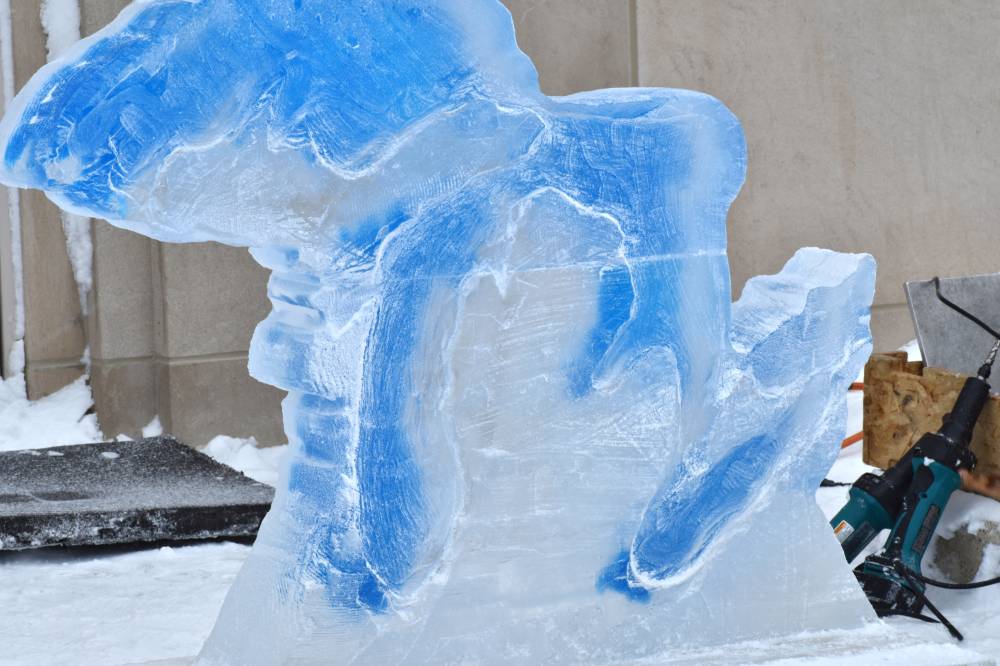 michigan ice sculpture
